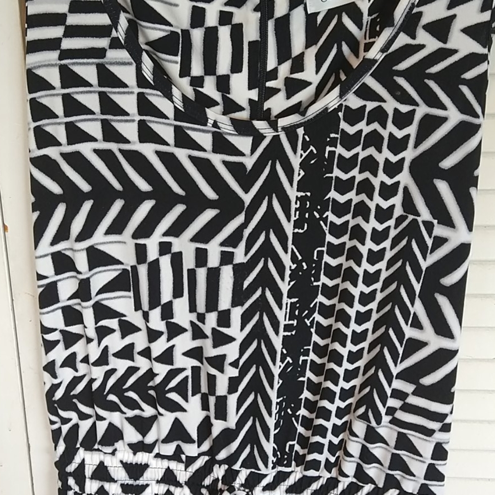 New Calvin Klein Romper Geometric Pattern Size 6 - image 6